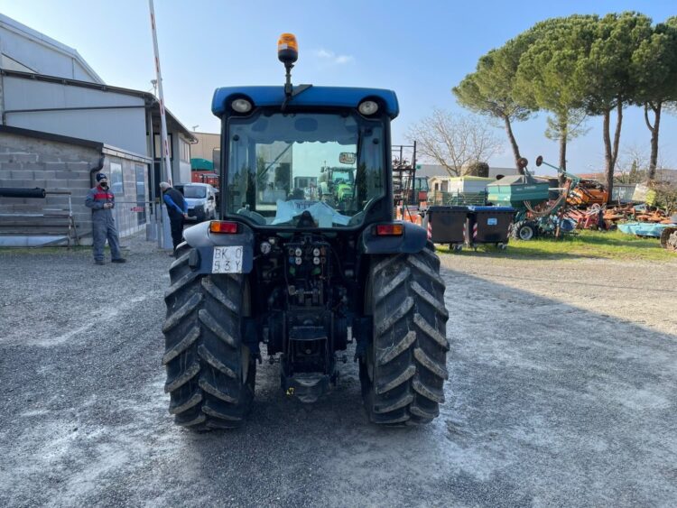 2013 New Holland T 4060 F 5100 Euro - Image 4