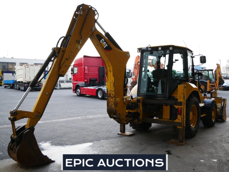 2015 Caterpillar Baggerlader C4.4  6200 Euro - Image 11