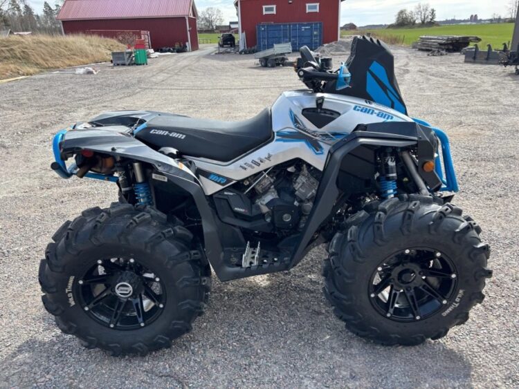 2016 Can-Am Renegade 1000 ATV 4x4 - Image 53