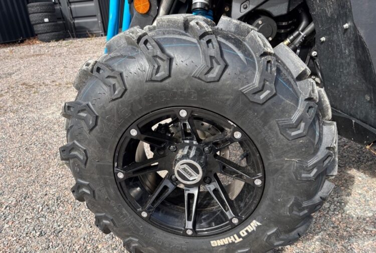 2016 Can-Am Renegade 1000 ATV 4x4 - Image 15