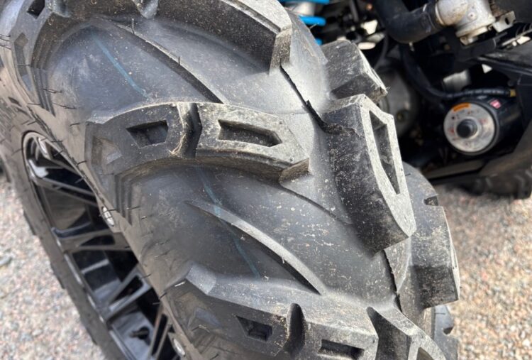 2016 Can-Am Renegade 1000 ATV 4x4 - Image 12