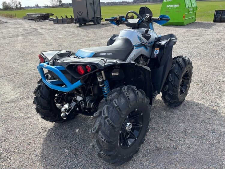 2016 Can-Am Renegade 1000 ATV 4x4 - Image 52
