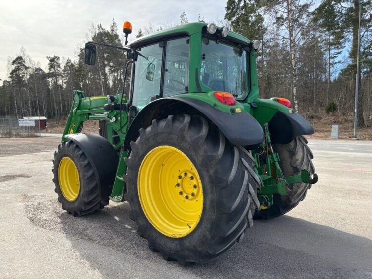 2007 John Deere 6430 Premium Tractor with front loader and front lift - Image 7
