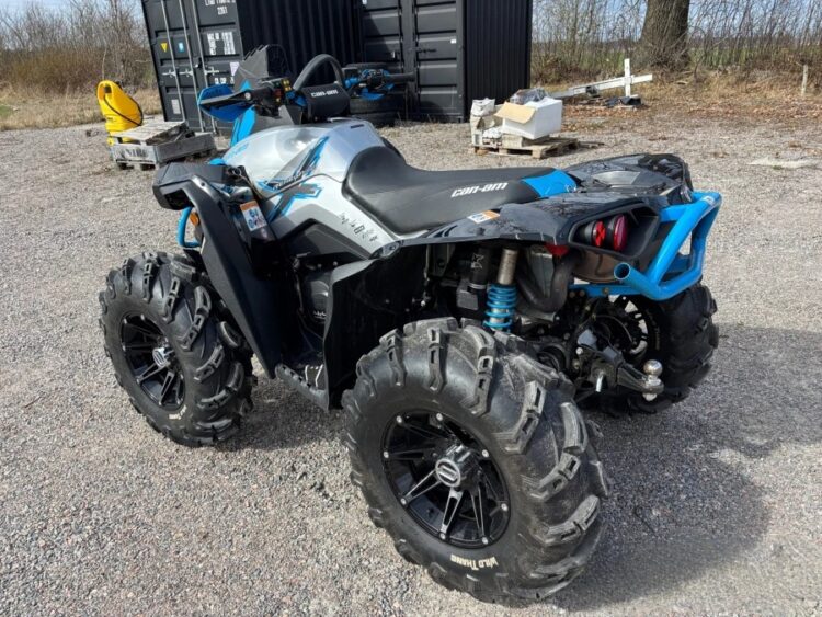 2016 Can-Am Renegade 1000 ATV 4x4 - Image 50