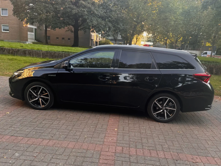 2018 Toyota Auris Touring Sports Touring Sports 1,2-l-T - Image 10