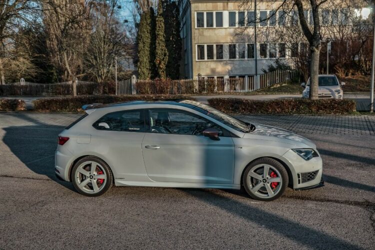 2014 Seat Leon SC 2.0 TSI Start&Stop DSG Cupra 280 - Image 17