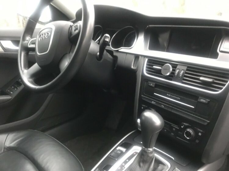 2010 Audi A5 2.7 TDI Sportback DPF multitronic *Lane assist*Xenon Plus - Image 10