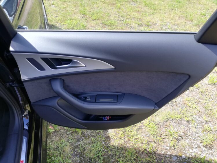 2016 Audi A6 Avant 3.0 TDI quattro tiptronic 320 PS - Image 5