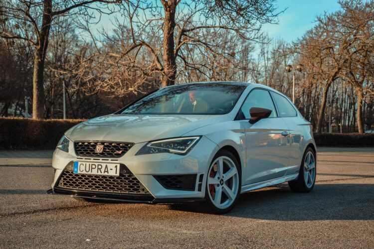 2014 Seat Leon SC 2.0 TSI Start&Stop DSG Cupra 280 - Image 2