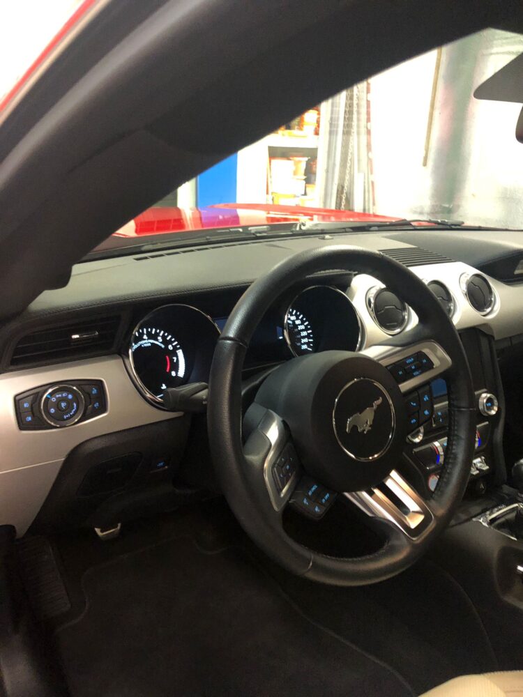2016 Ford Mustang 5.0 Ti-VCT V8 GT - Image 18