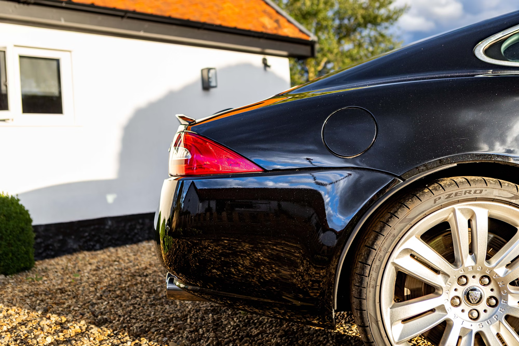 2011 Jaguar XKR 5.0 - Image 42