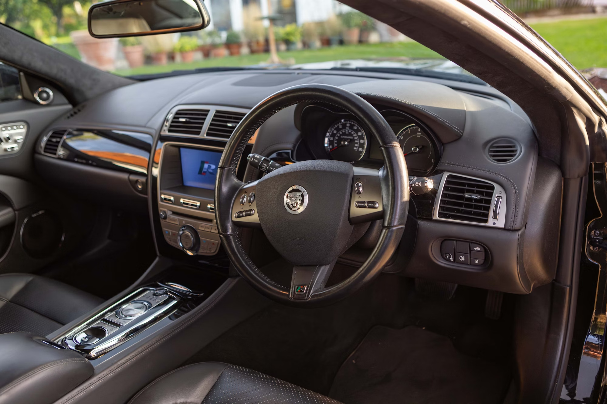 2011 Jaguar XKR 5.0 - Image 45