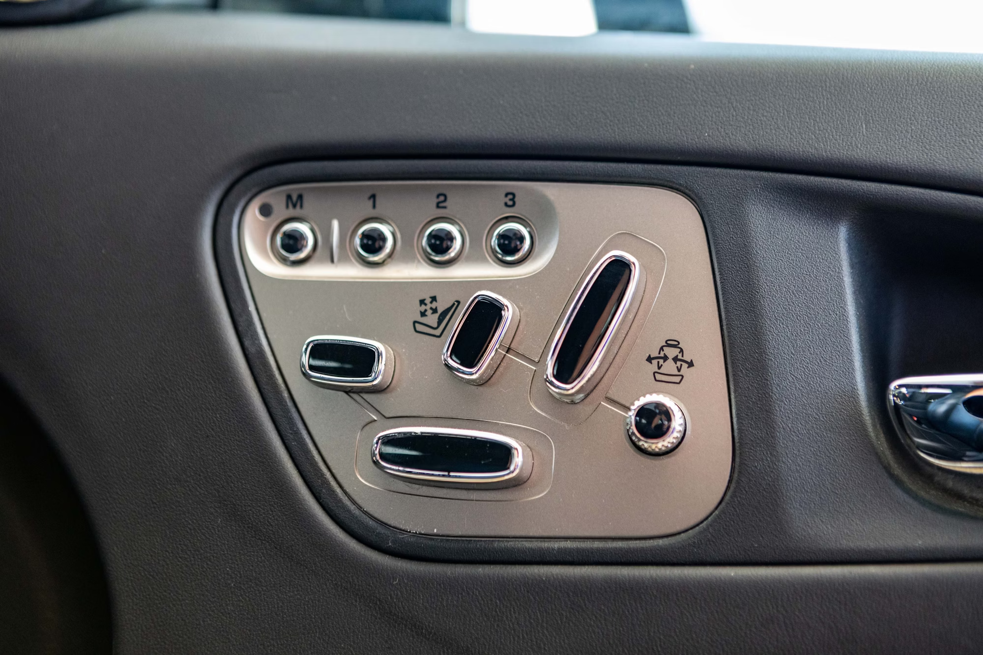 2011 Jaguar XKR 5.0 - Image 68